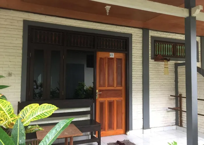 Puri Aries Tulamben Bungalows